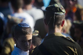 Israel vows to find killers of teenagers