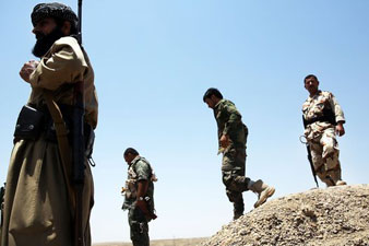Iraq conflict: Kurds seize two oil fields in north