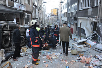 При взрыве газа в центре Стамбула пострадали четыре человека