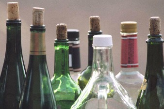 В Азербайджане увеличилось нелегальное производство алкоголя