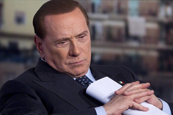 Берлускони не сможет покинуть Италию
