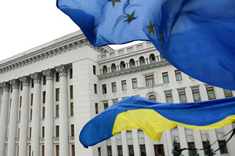 Совет ЕС одобрил расширенный санкционный список против России