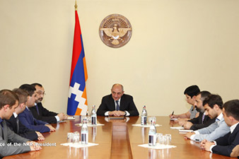 NKR president meets members of Armenian Youth Association of Moscow 