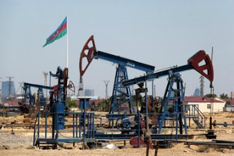 Добыча нефти в Азербайджане постепенно сокращается