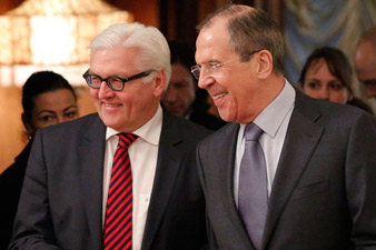 Главы МИД России, Германии и Франции обсудили в Париже Украину