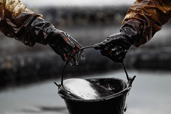 Антирекорды нефтяных цен на мировых биржах вызывают тревогу в Азербайджане