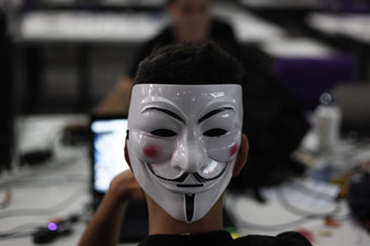 Anonymous hacker group launches cyber war against Islamic State militants