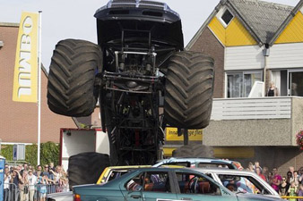 Netherlands 'monster truck' crash kills three at show