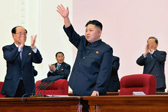 Лидер КНДР Ким Чен Ын перенес операцию на лодыжках – СМИ