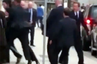 Տղամարդը հարձակվել է Մեծ Բրիտանիայի վարչապետի վրա (Տեսանյութ)