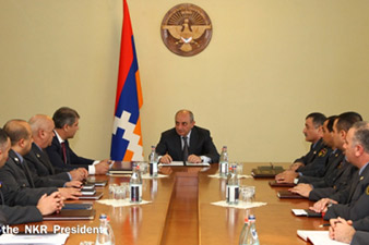 Президент НКР встретился с руководящим составом Полиции республики