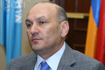 Hraparak: Role of PM’s counterbalance for Gagik Khachatryan 