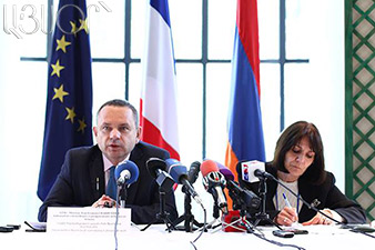 Ambassador: French president to visit Armenia on 24 April 2015 