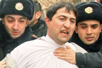 Запрет на деятельность НПО в Азербайджане начался после президентских выборов