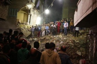 Cairo building collapse kills 15
