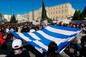 Греческие журналисты проводят всеобщую забастовку