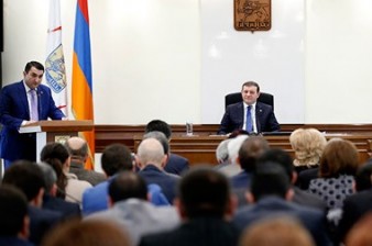 Фракция «Процветающая Армения» Совета старейшин выступает против повышения зарплат