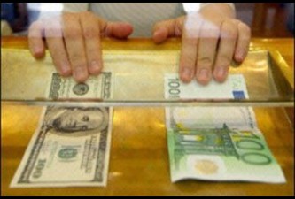 Доллар и евро достигли максимумов за три недели