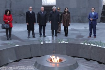Вице-президент Уругвая посетил Мемориальный комплекс в память жертв Геноцида армян