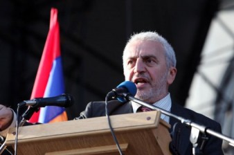 Լ. Սարգսյան. Ա. Մանուկյանին տեղափոխում են հիվանդանոց