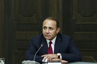 Haykakan Zhamanak: Armenia hopes to get $200 million loan