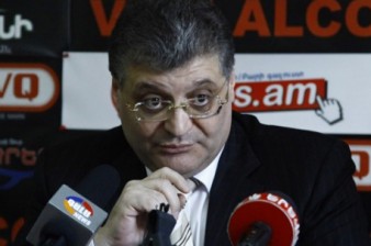«Айкакан жаманак»: В Армении существует угроза социального бунта