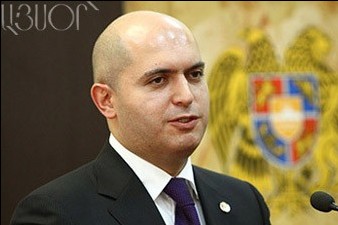 Министр Армен Ашотян назвал лучшие три вуза Армении