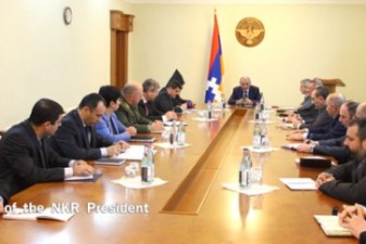 Президент НКР провел совещание по подготовке мероприятий к 100-ой годовщине Геноцида армян