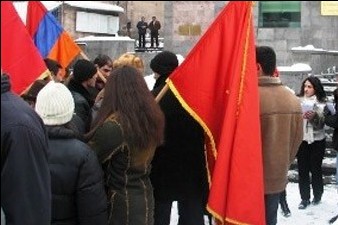 Молодежь партии «Гнчакян» организует шествие против действий Азербайджана