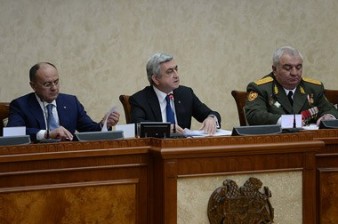 Президент Армении о ситуации на границе: На моем столе есть все возможные варианты