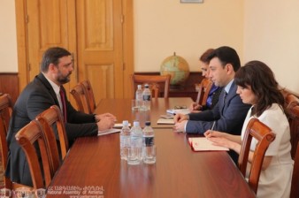 Эдуард Шармазанов обсудил с послом Чехии случаи нарушения Азербайджаном режима перемирия