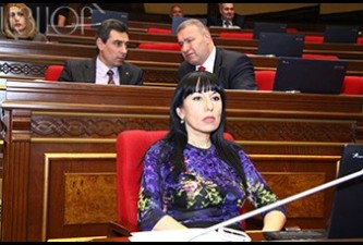 Prosperous Armenia Party boycotts parliamentary sessions