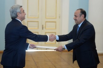 Ambassador of Qatar presents credentials to Armenian president