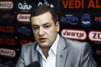 «Грапарак»: Тигран Уриханян собирается сложить депутатский мандат