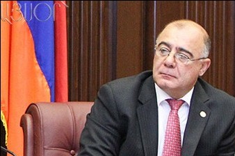 Мэр города Гюмри покинул партию «Процветающая Армения»