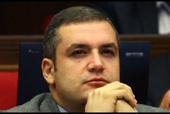 Тигран Уриханян отказался от должности пресс-секретаря партии «Процветающая Армения»