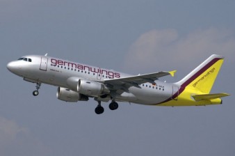 Germanwings A320 passenger jet crashes in southern France