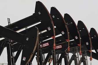 Нефть подешевела в преддверии переговоров по Ирану