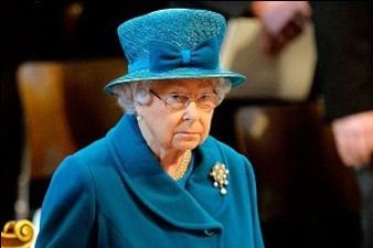 Британская королева распустила парламент
