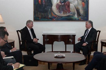 Глава МИД Армении принял заместителя министра иностранных дел России