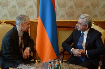 Президент Армении принял сына великого композитора Арама Хачатyряна