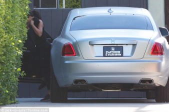 Kim Kardashian gets new $400K Rolls Royce and promptly customizes it . Las Vegas Blog