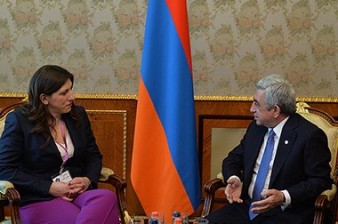 Президент Армении принял председателя парламента Греции Зои Константопулу