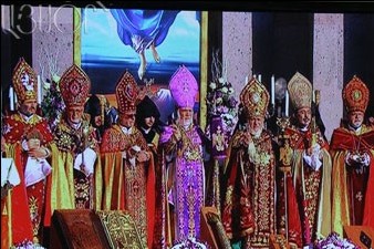 В Первопрестольном Св. Эчмиадзине началась церемония канонизации жертв Геноцида армян