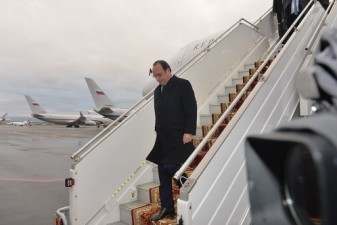 Delegation led by French President arrives in Yerevan