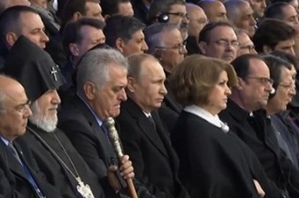 Президенты четырех стран в мемориальном комплексе «Цицернакаберд»