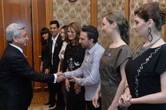 Serzh Sargsyan received members of the band Genealogy representing Armenia in the 2015 Eurovision Song Context
