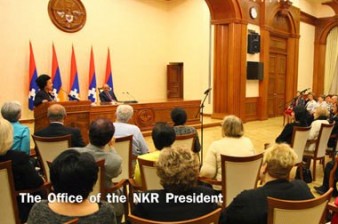 Karabakh President discusses Homeland-Diaspora ties with ARS representatives