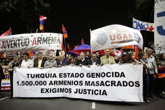 Argentine Armenians rally en mass for Genocide Centennial