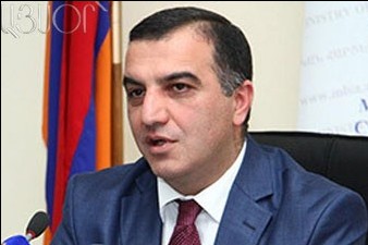 Министр труда и социальных вопросов А.Асатрян поздравил жителей Армении с Днем труда